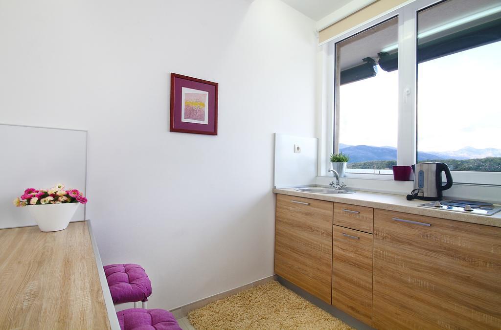 Aruba Apartments Τίβατ Δωμάτιο φωτογραφία
