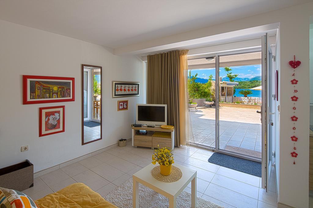 Aruba Apartments Τίβατ Εξωτερικό φωτογραφία