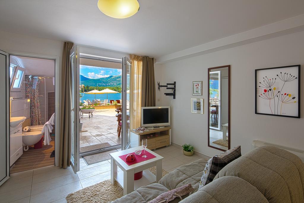 Aruba Apartments Τίβατ Εξωτερικό φωτογραφία